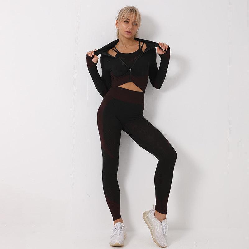 yoga set
seamless activewear
women’s gym clothing
fitness apparel
leggings
crop top