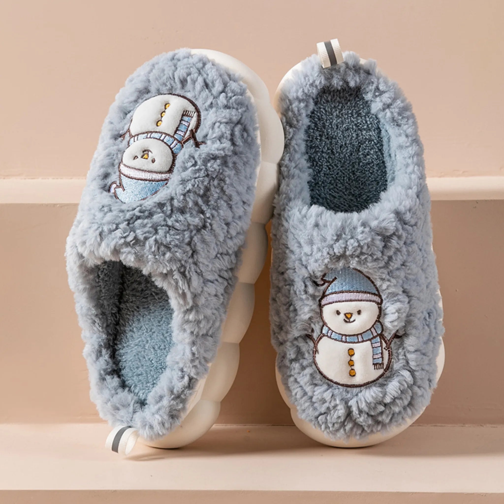 Snowman Plush Slippers – Warm, Anti-slip Thick-Soled Home Shoes