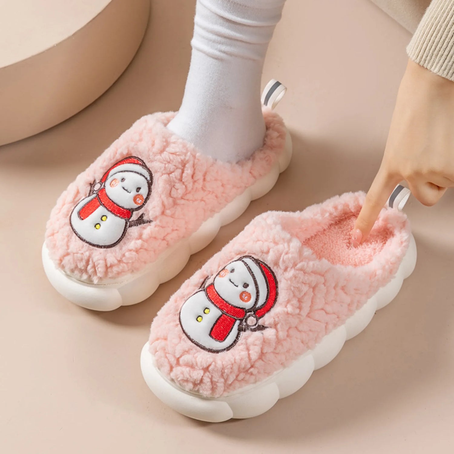 Snowman Plush Slippers – Warm, Anti-slip Thick-Soled Home Shoes