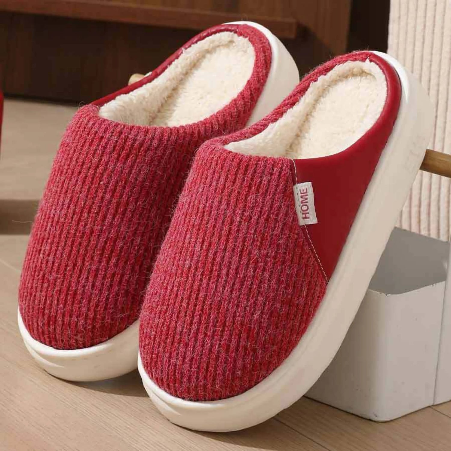 Men &amp; Women Winter Plush Home Slippers – Warm, Non-slip, Thick Bottom