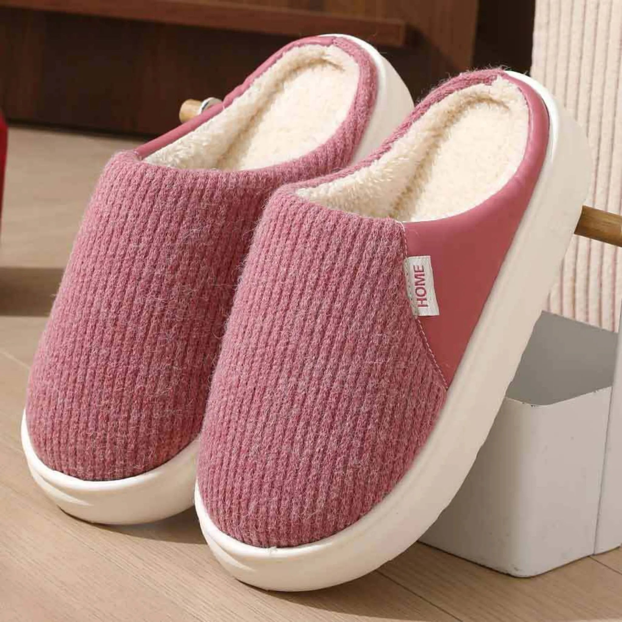 Men &amp; Women Winter Plush Home Slippers – Warm, Non-slip, Thick Bottom